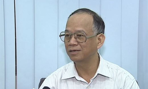 TS Nguyễn Minh Phong: 'Xem xét tình hình tổng thể để khơi dòng kiều hối'