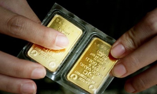 Giá vàng vẫn đứng yên bất chấp chuyên gia nước ngoài dự báo tăng