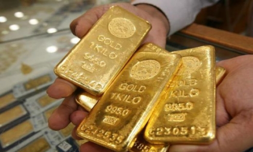 Giá vàng thế giới vọt tăng theo biến động Afghanistan