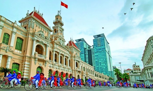 Thu hàng nghìn tỷ, TP. HCM, Thanh Hóa và Hà Nội dẫn đầu khai thác du lịch dịp lễ