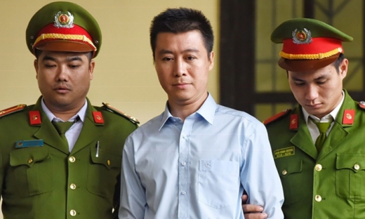 'Trùm cờ bạc' Phan Sào Nam ngồi tù trở lại
