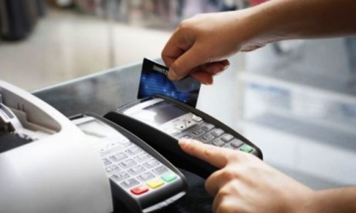 Rủi ro rút tiền từ thẻ tín dụng qua máy POS