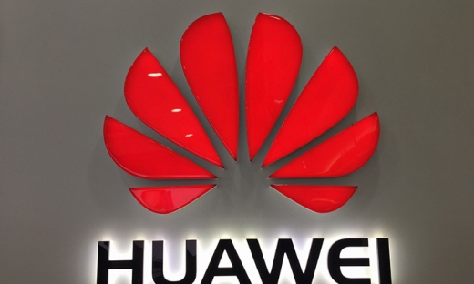 Doanh thu smartphone của Huawei có thể giảm 10 tỷ USD do Mỹ