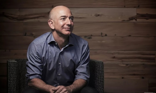 Tài sản của ông chủ Amazon -  Jeff Bezos tăng 13,2 tỷ USD chỉ trong 15 phút