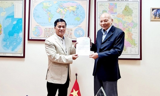 Nhà báo Nguyễn Phong Cầm giữ chức Phó tổng biên tập Tạp chí Nhà đầu tư