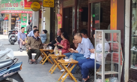 Hà Nội: Các cửa hàng kinh doanh dịch vụ ăn uống có thể bị tạm dừng tuỳ theo cấp độ dịch