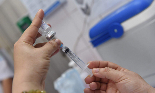 Cập nhật Covid-19 chiều 8/3: Thêm 12 ca mới, 377 người đã được tiêm vaccine
