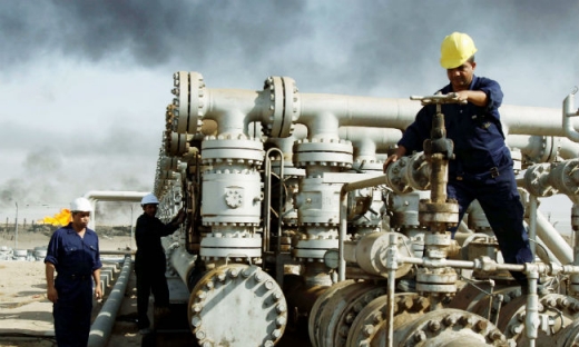 Dỡ bỏ cấm vận, Iran ký hợp đồng xuất dầu đầu tiên sang châu Âu 