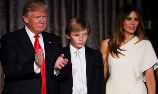 Vợ và con trai 10 tuổi của Trump sẽ không chuyển vào Nhà Trắng
