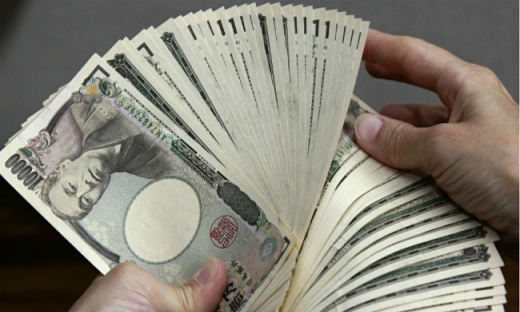 Nhu cầu tờ 10.000 yên tăng mạnh ở Nhật