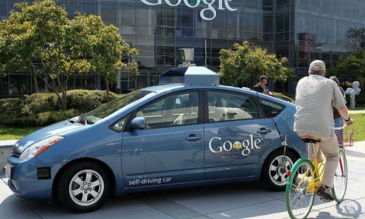 Xe hơi tự lái của Google 'ưu ái' người đi xe đạp
