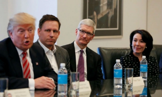 Dưới sức ép của Trump, Apple vẫn không chuyển nhà máy iPhone về Mỹ?