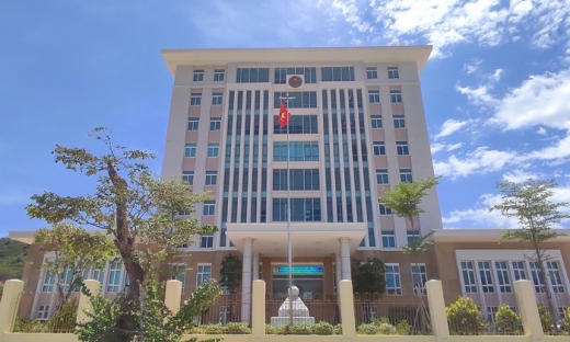 Bán đấu giá trụ sở dôi dư, Bình Định thu về 240 tỷ đồng