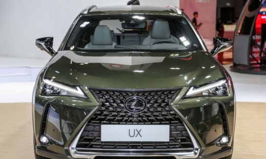 Lexus UX ra mắt, đối thủ nặng ký của BMW X1 và Mercedes-Benz GLA