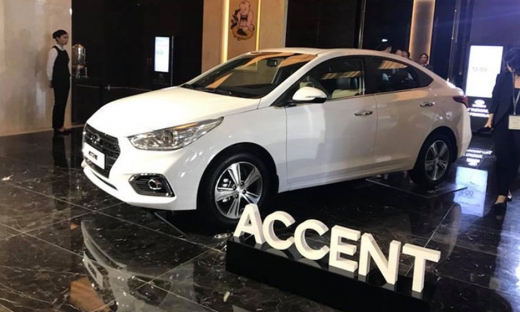 Hàng 'nóng' Hyundai SantaFe 2019, Accent 2018 về Việt Nam chỉ để... trưng bày