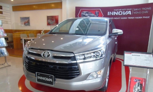 Toyota Innova bất ngờ giảm giá hơn 40 triệu đồng