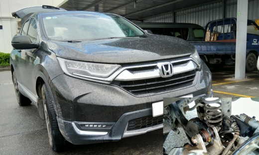Thêm trường hợp khách hàng sử dụng xe Honda CR-V 2018 bị gỉ sét
