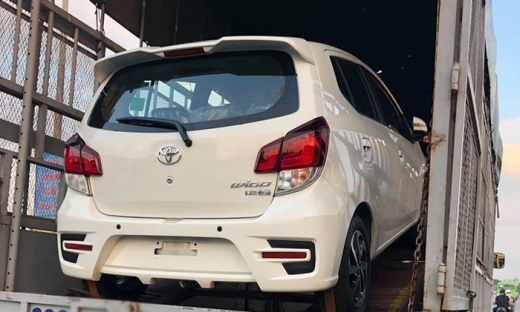 ‘Hàng nóng’ xe giá rẻ Toyota Wigo lộ diện trên phố