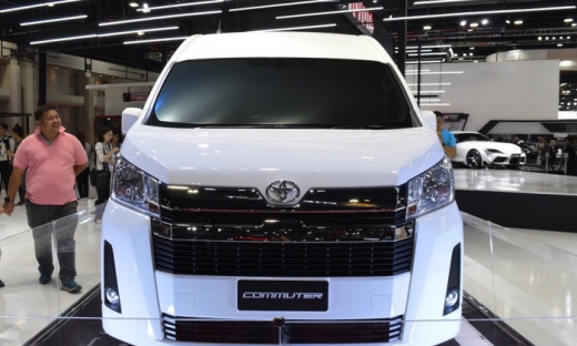 Toyota Hiace 2019 ra mắt tại Thái Lan, khi nào về Việt Nam?