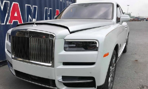Cận cảnh Rolls-Royce Culliman giá hơn 41 tỷ đồng đầu tiên về Việt Nam