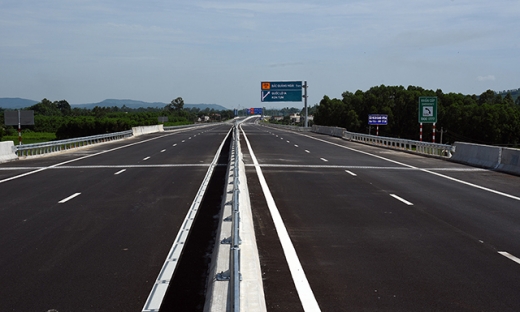 Bộ Giao thông vận tải ra điều kiện để VEC thu phí trở lại 66km cao tốc Đà Nẵng – Quảng Ngãi