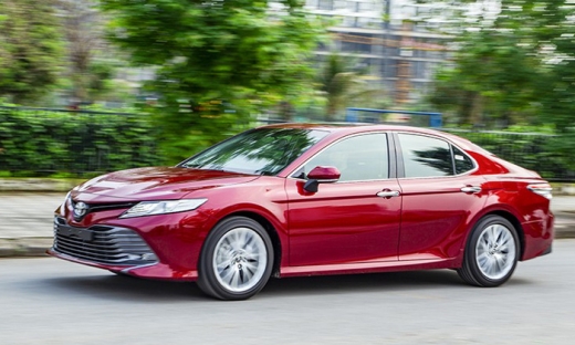 Phân khúc sedan hạng D tháng 3/2020: Toyota Camry chấp hết các đối thủ cộng lại