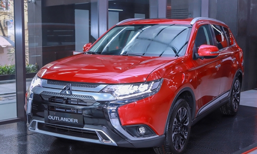 Bảng giá xe Mitsubishi tháng 5/2020: Mitsubishi Outlander ưu đãi 70 triệu đồng