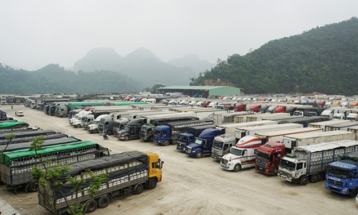 Hàng nghìn container ùn ứ ở cửa khẩu: UBND tỉnh Lạng Sơn báo cáo gì?