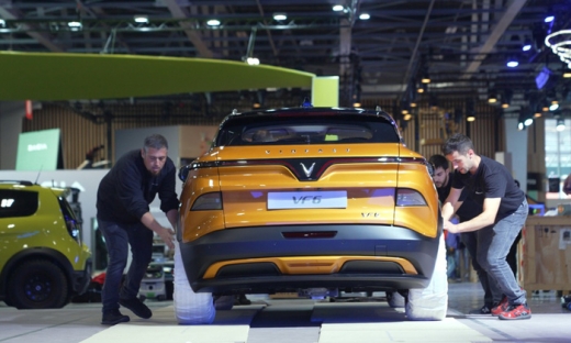 Xe điện VinFast chính thức 'đặt lốp' tại Paris Motor Show 2022