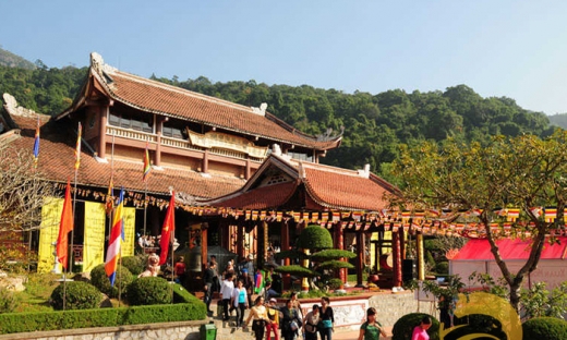 Từ ngày 1/7, Quảng Ninh dừng việc giảm giá vé tham quan tại các điểm du lịch