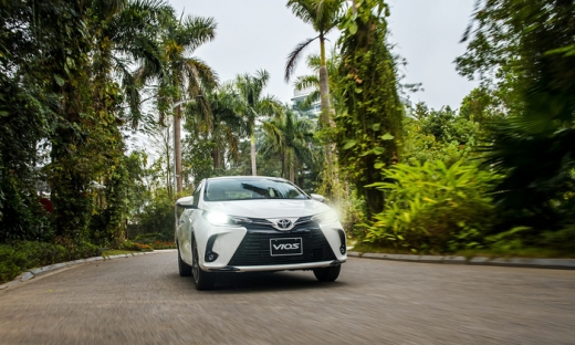 ‘Vua doanh số’ Toyota Vios, Corolla Cross đồng loạt giảm giá