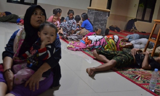 Sóng thần ở Indonesia, ít nhất 43 người thiệt mạng