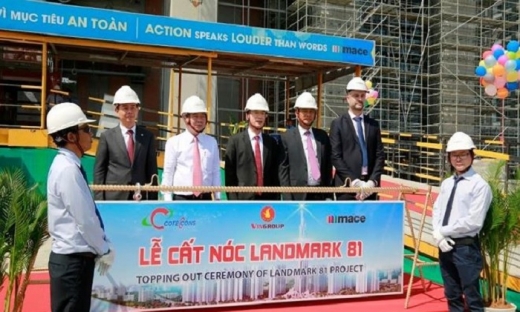 Vingroup cất nóc tòa nhà cao nhất Việt Nam - Landmark 81