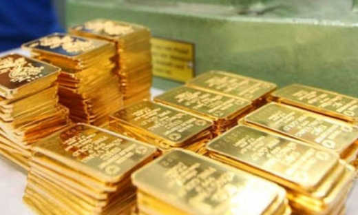 Giá vàng hôm nay 25/12: Vượt mốc 77 triệu đồng/lượng, vàng nhẫn lập đỉnh mới