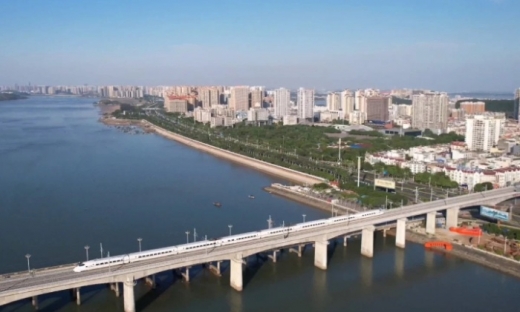 Thông tuyến đường sắt cao tốc sát biên giới Việt Nam, Trung Quốc tỏ rõ tham vọng