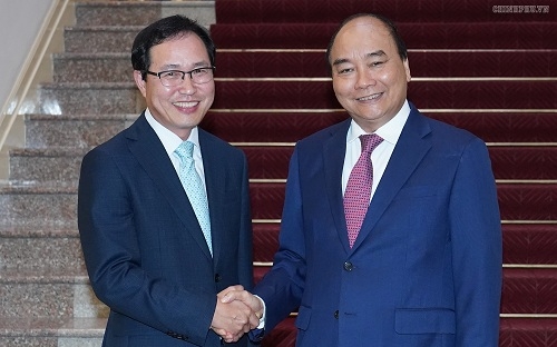Thủ tướng đề nghị Samsung chuyển giao công nghệ cho doanh nghiệp công nghiệp phụ trợ