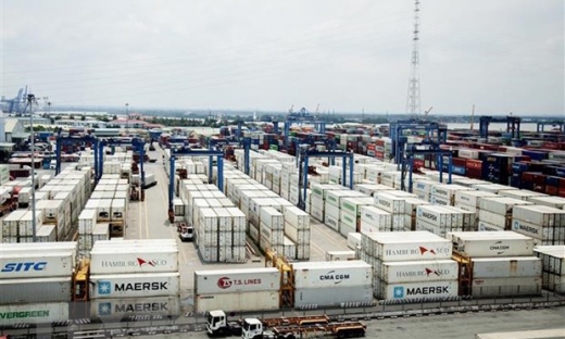 Sản lượng hàng hóa thông qua cảng biển vẫn tăng trưởng thấp