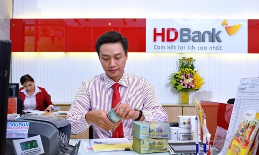 Tổng giám đốc Sovico và Địa ốc Phú Long 'sang tay' hơn 5 triệu cổ phiếu HDB?