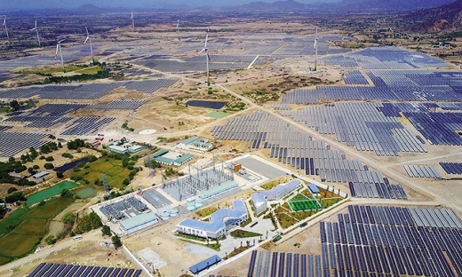 Doanh nghiệp đầu tư điện mặt trời: Lo ngại bị cắt giảm phát điện
