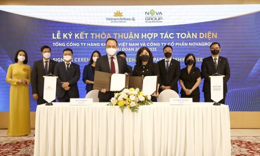 Vietnam Airlines và NovaGroup ký kết hợp tác toàn diện