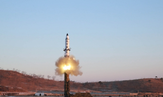 Triều Tiên dọa 'bấm nút hạt nhân' chào năm 2018 với Mỹ