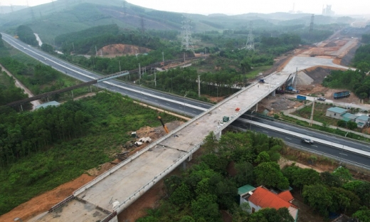 Đầu tư 900 tỷ làm 4,6km đường, mở thêm cửa ngõ mới vào TP. Hạ Long