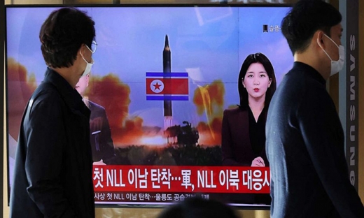 Hết thử tên lửa, Triều Tiên điều máy bay chiến sát biên giới khiến Hàn Quốc phẫn nộ đáp trả
