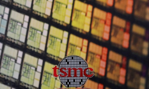 Khuyến khích ngành chip trong nước, ông Biden tới thăm nhà máy mới của TSMC tại Mỹ