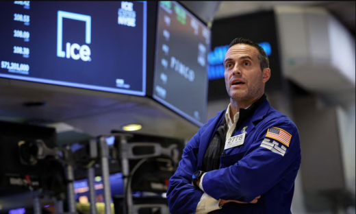 Dow Jones tăng hơn 200 điểm, cắt đứt chuỗi ngày thua lỗ