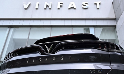 Trở thành DN trăm tỷ USD, VinFast là hãng ô tô vốn hoá lớn thứ 3 thế giới