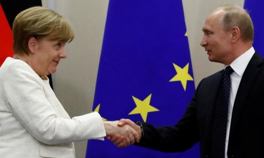 Đức bất ngờ 'bắt tay' Nga bất chấp Tổng thống Trump dọa trừng phạt