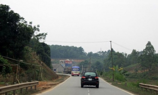 Bộ GTVT đồng thuận việc đầu tư tuyến đường tránh Quốc lộ 2 đoạn qua thị trấn Phong Châu