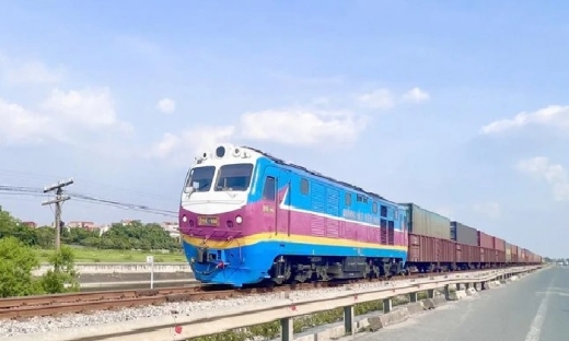 Hai tuyến đường sắt 17 tỷ USD, tốc độ 160km/h kết nối cảng biển Việt Nam