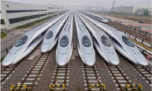 Người Trung Quốc tự hào: Tuyến đường sắt ngày kiếm 338 tỷ, hơn cả máy in tiền